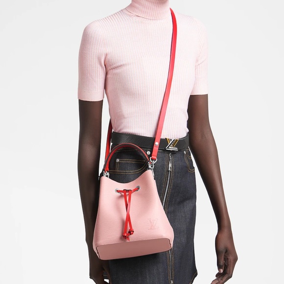 Louis Vuitton NeoNoe BB in Pink Epi Leather - Picture 3 of 4